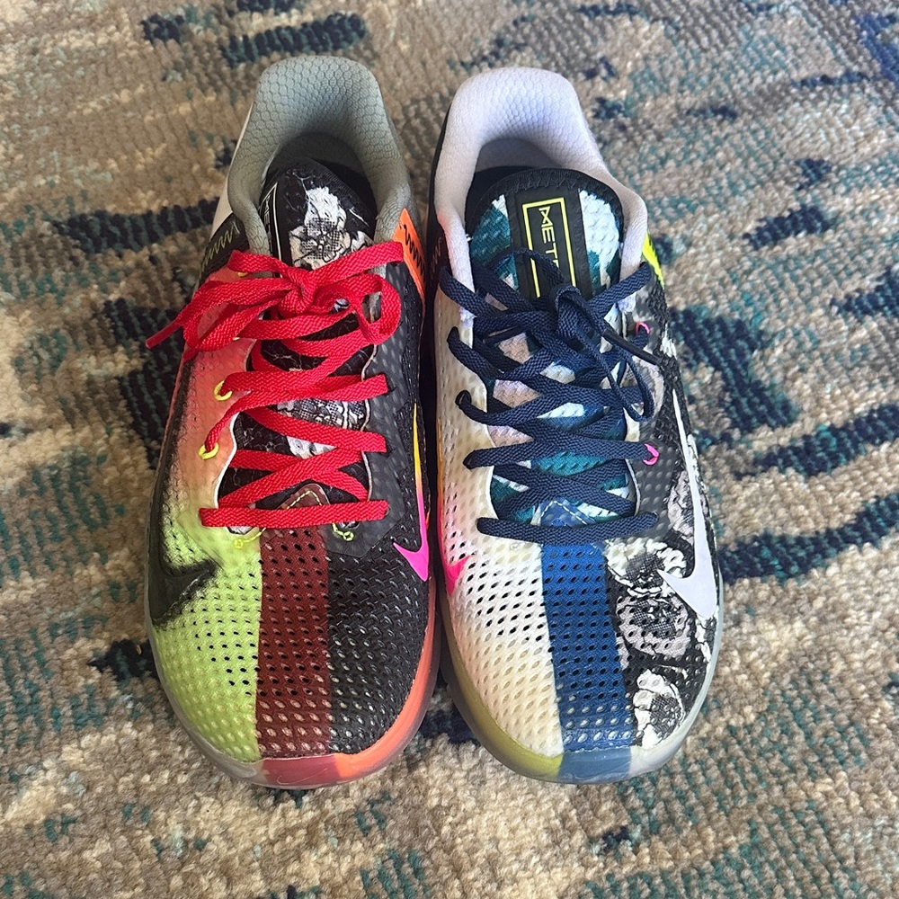 Women’s Multicolored Nike Metcon size 10